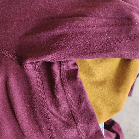 Lululemon align high rise 23in inseam capri style size 10 - Picture 5 of 8